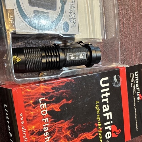 Ultrafire flashlight hwa - flashlight,